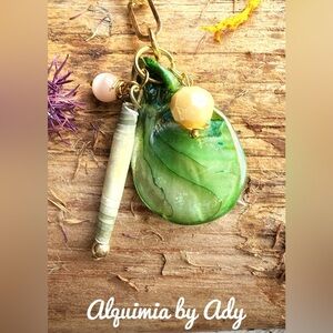 Alquimia Green and Gold Necklace